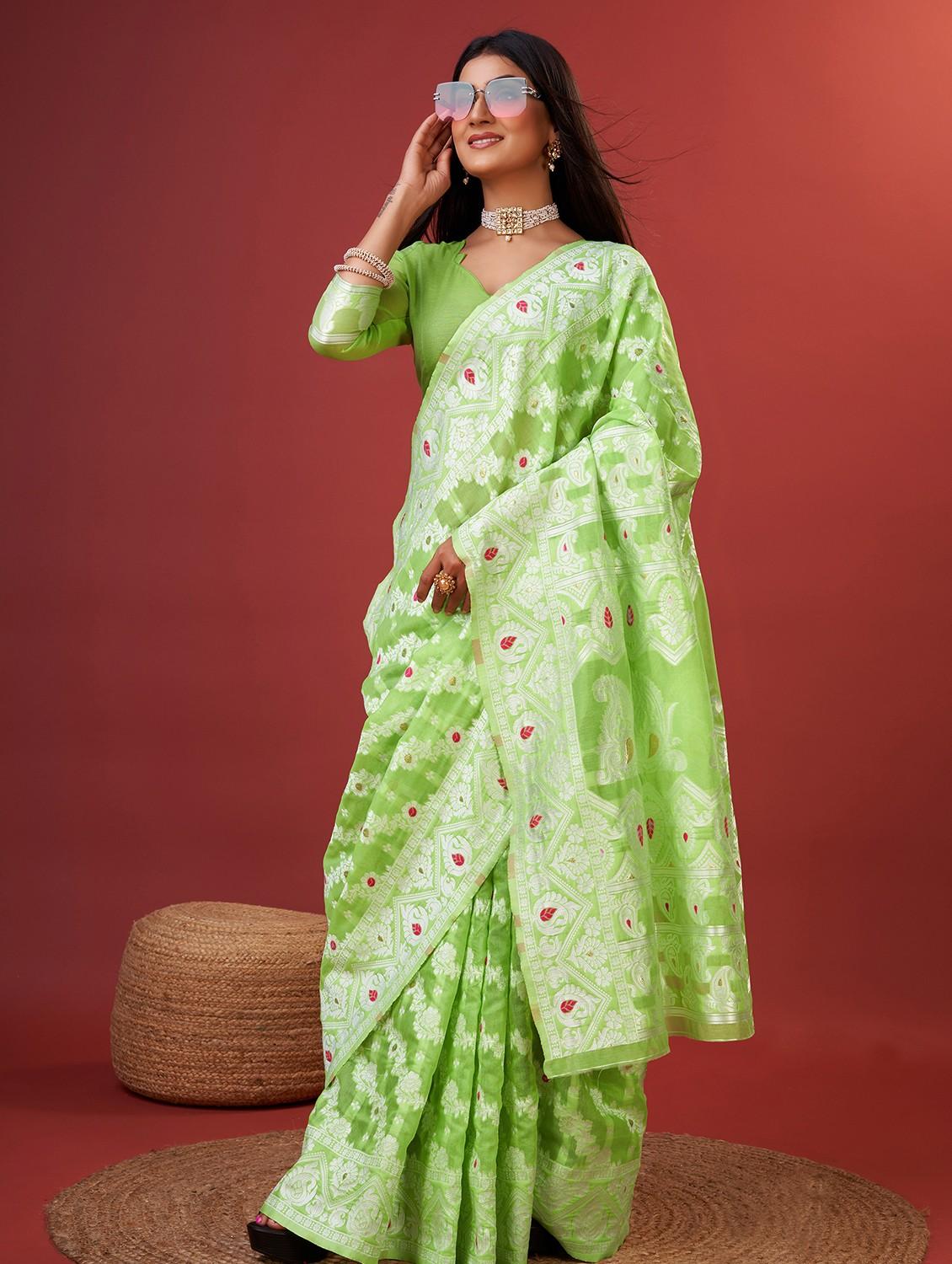 women self design banarasi saree with blouse - 22029985 - Standard Image - 1