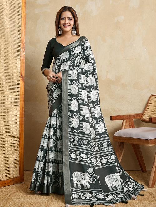 women printed casual wear saree with blouse - 22029999 - Standard Image - 0