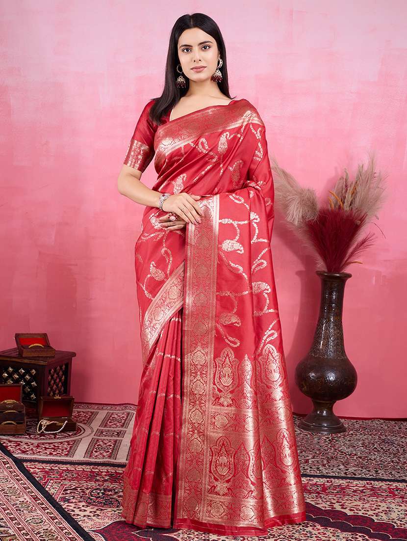women self design banarasi saree with blouse