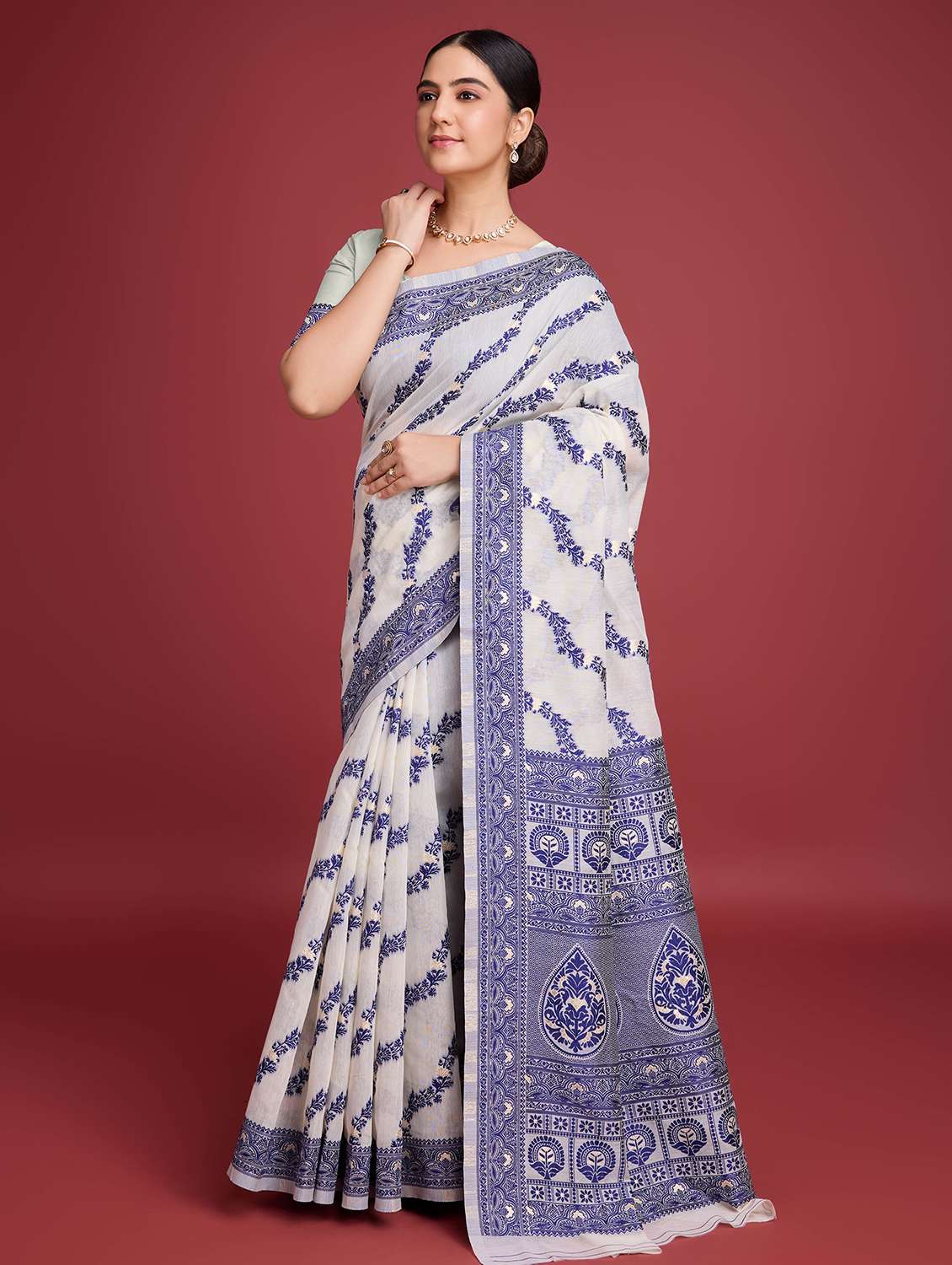 women self design bordered saree with blouse - 22030049 - Standard Image - 1