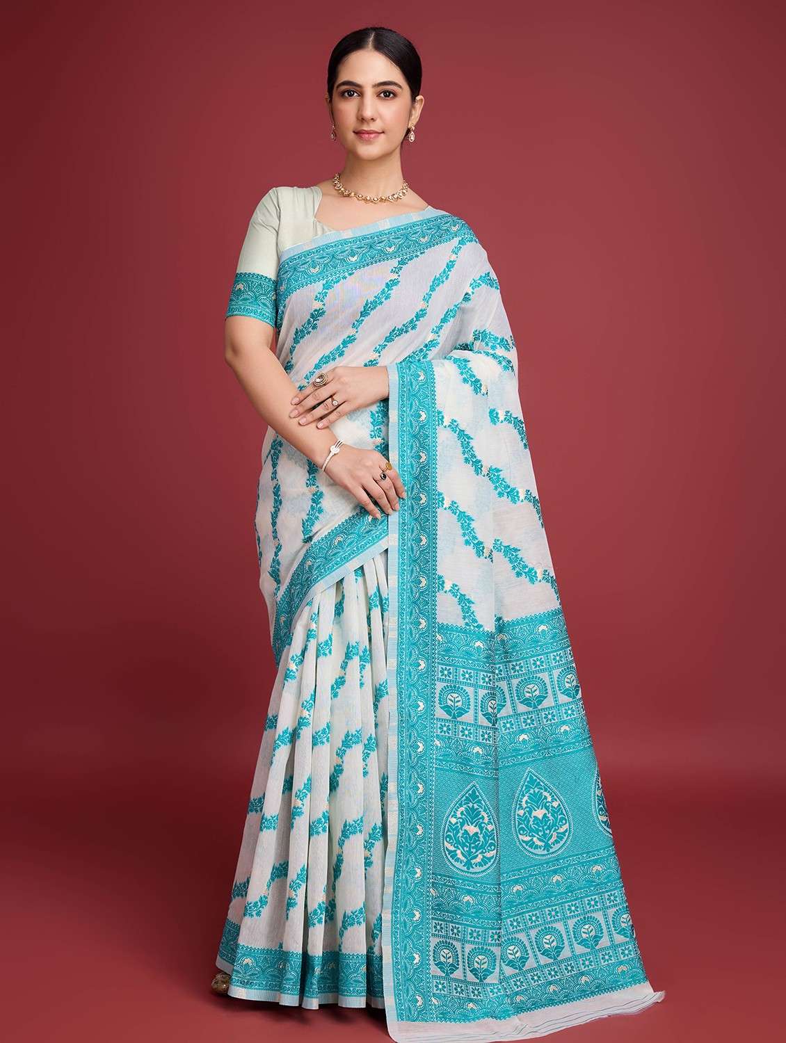 women self design bordered saree with blouse - 22030051 -  Standard Image - 1