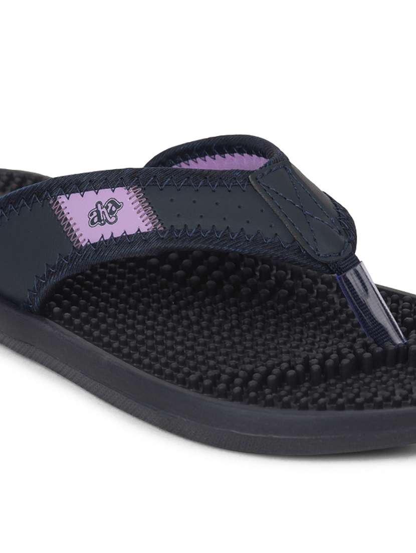 women solid slip on flip flop - 22030079 -  Standard Image - 4