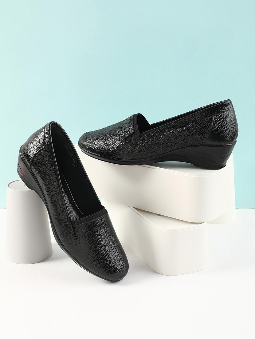 women black solid slip on wedge - 22030132 - Zoom Image - 0
