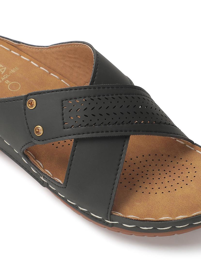 women solid slip on wedge - 22030149 - Standard Image - 4