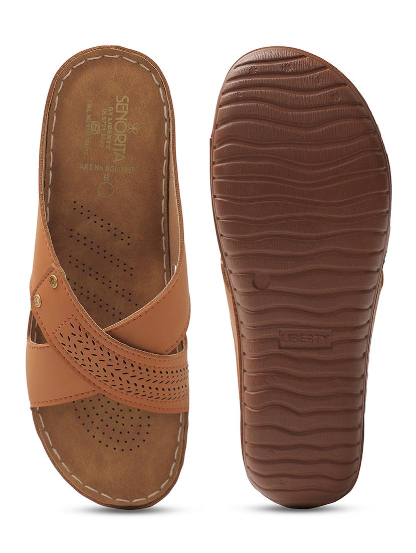 women solid slip on wedge - 22030150 - Standard Image - 4