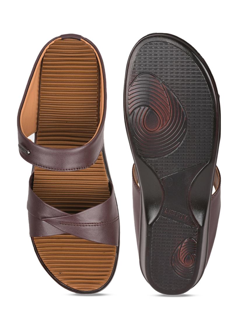 women solid slip on wedge - 22030151 - Standard Image - 4