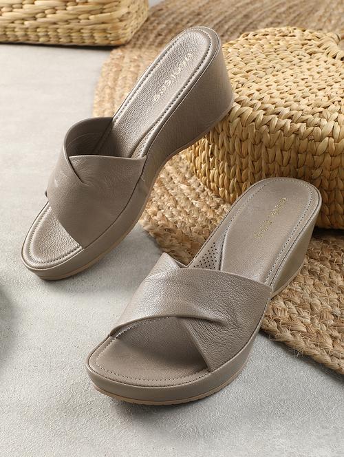 women solid slip on wedges - 22030168 - Standard Image - 0