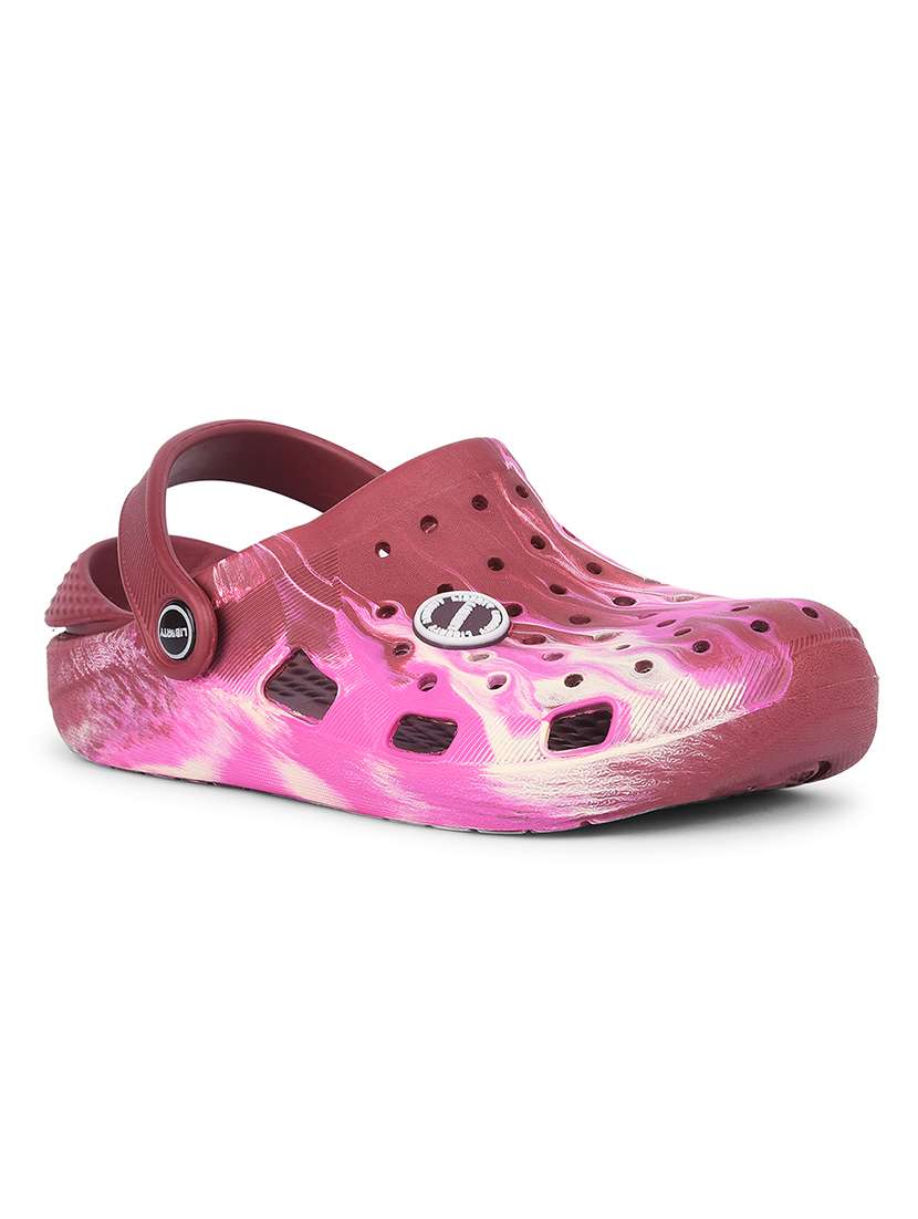 women printed slip on clogs - 22030178 -  Standard Image - 1