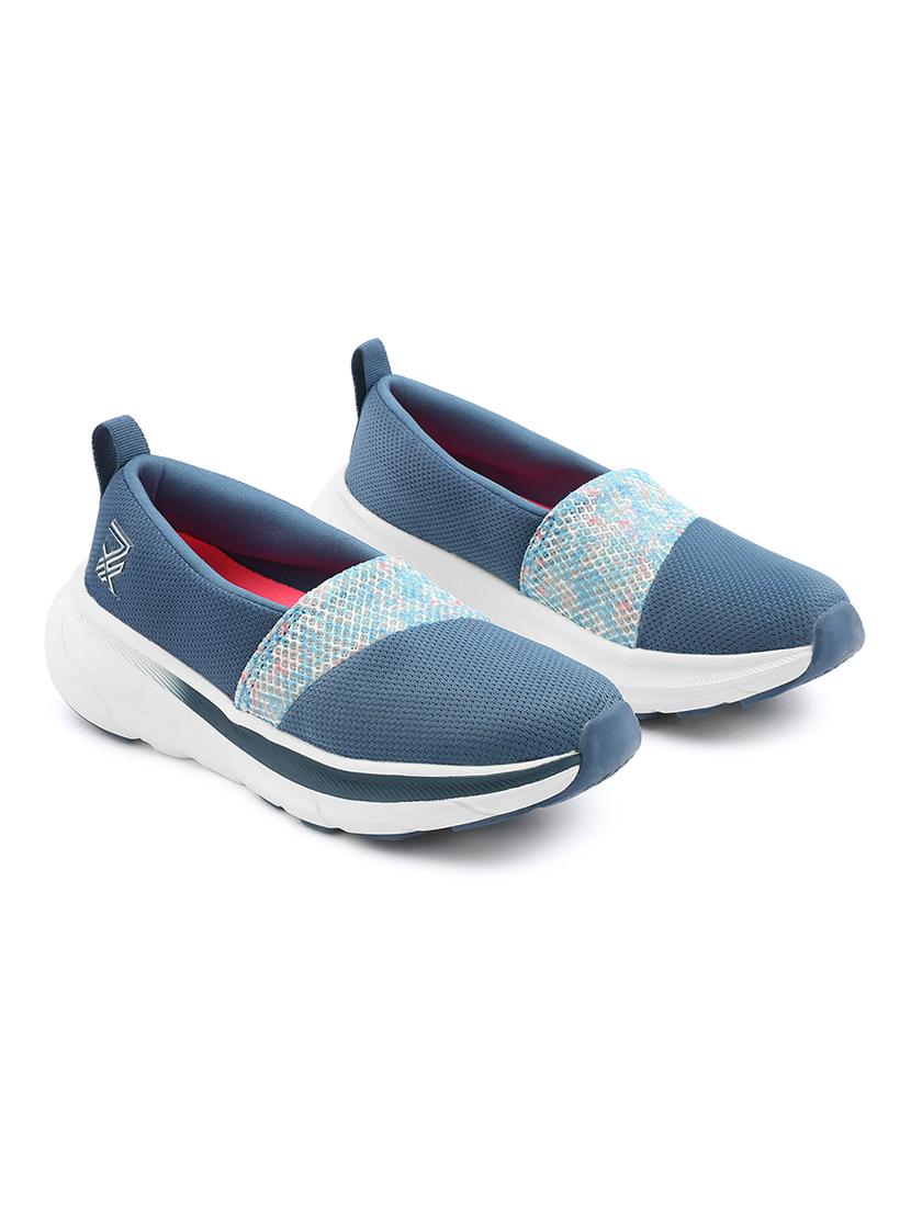 women solid slip on sports shoe - 22030223 - Standard Image - 1