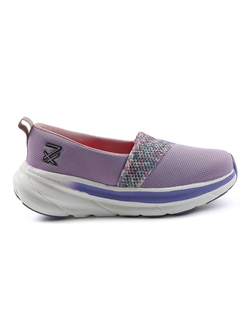 women solid slip on sports shoe - 22030224 -  Standard Image - 1