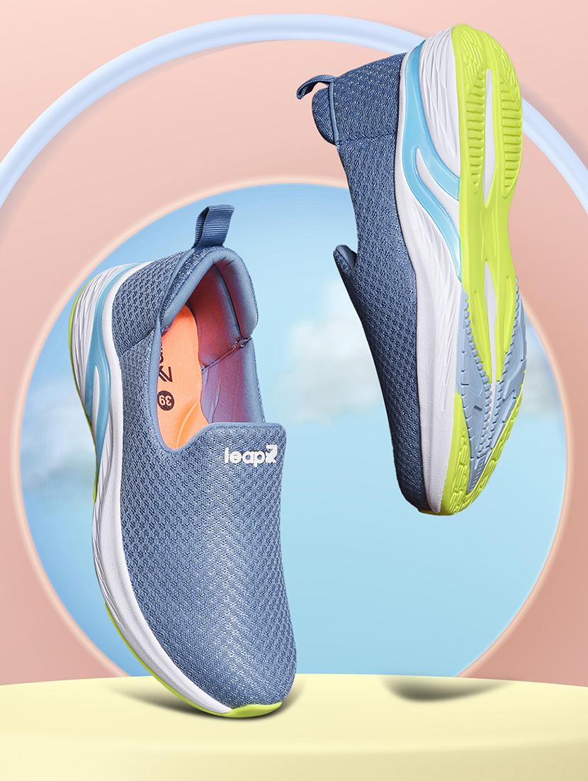 women solid slip on sports shoe - 22030226 - Zoom Image - 0