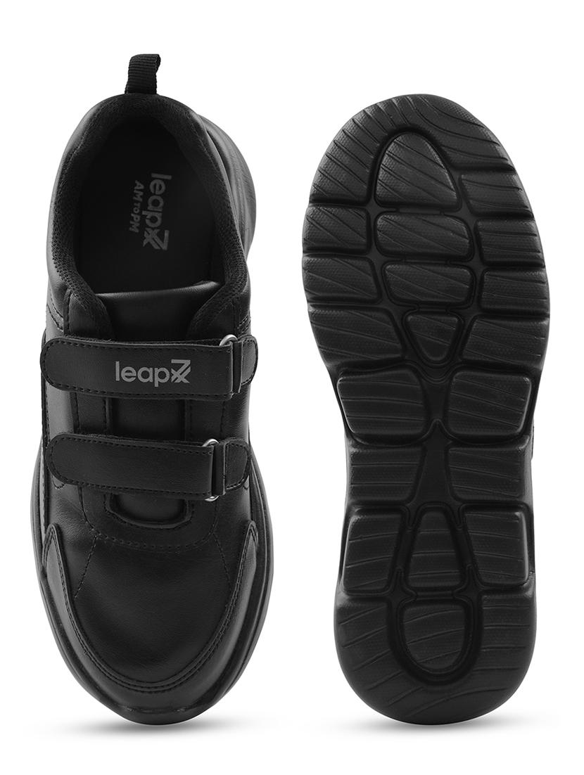 boys solid velcro uniform shoes - 22030334 - Standard Image - 4