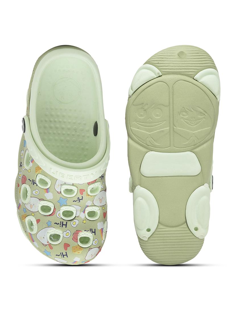 boys printed slip on clogs - 22030446 - Standard Image - 4