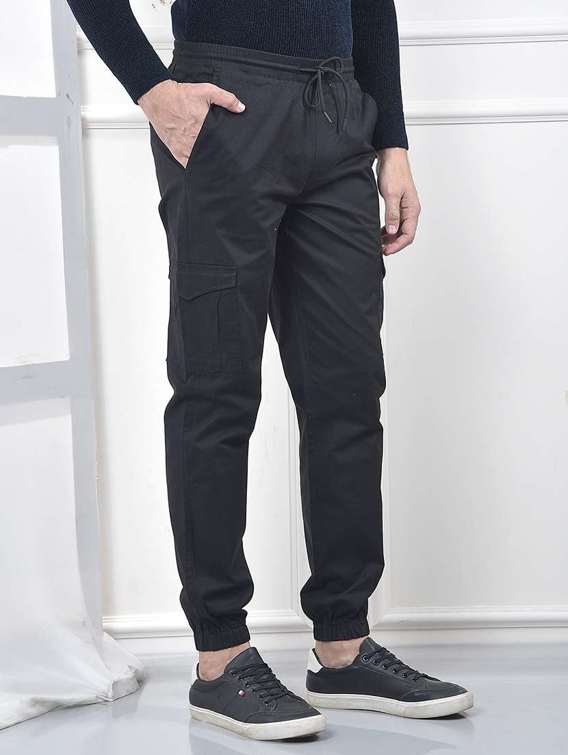 men solid mid rise regular fit cargo jogger - 22030646 -  Standard Image - 1