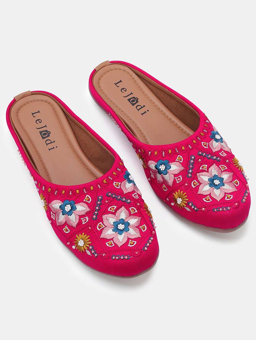 women embroidered slip on jutis - 22030781 -  Standard Image - 1