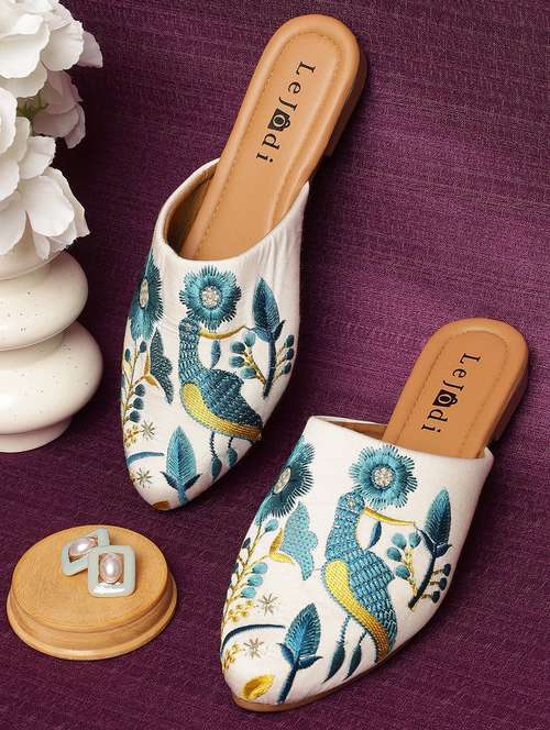 women embroidered slip on mojari - 22030784 - Standard Image - 0