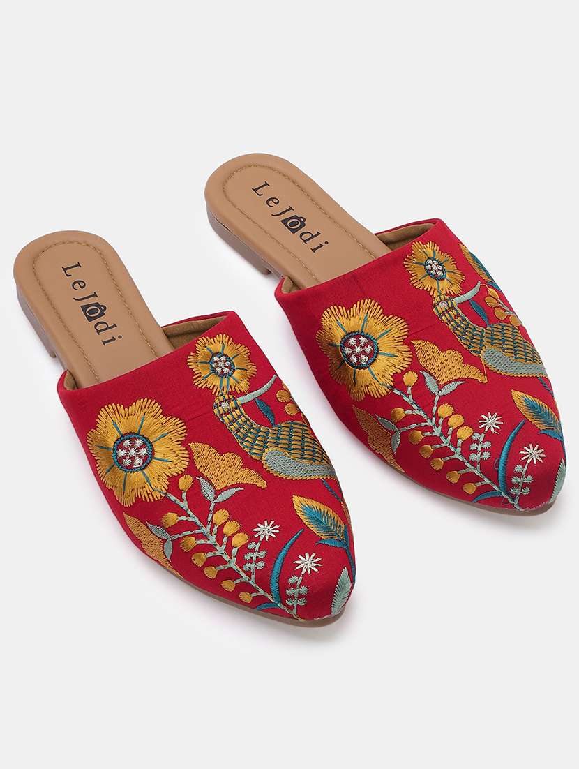 women embroidered slip on mojari - 22030785 - Standard Image - 1