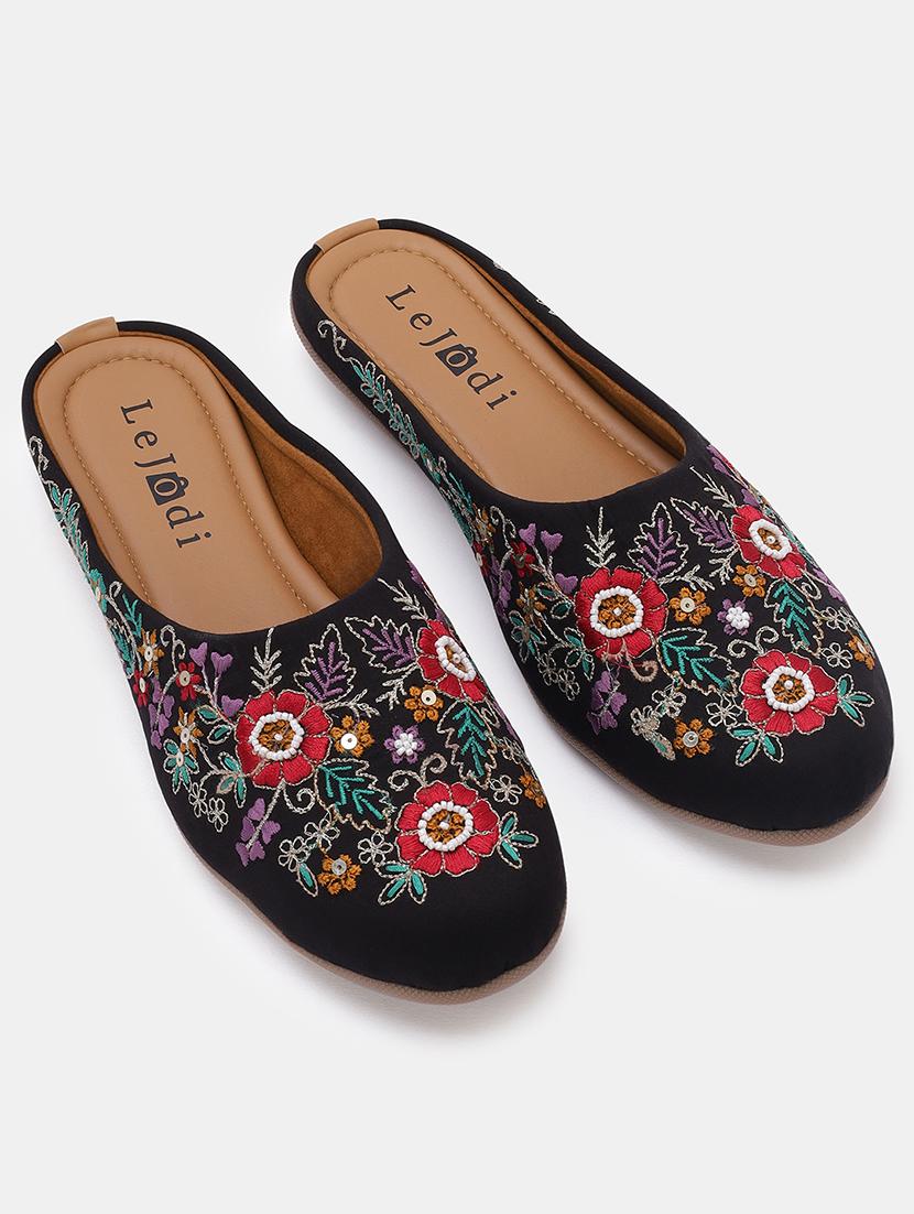 women embroidered slip on mojari - 22030787 - Standard Image - 1