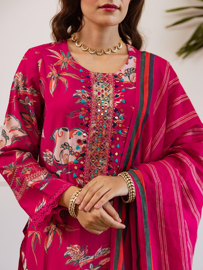 women floral long sleeve kurta palazzo with dupatta set - 22030925 - Standard Image - 4