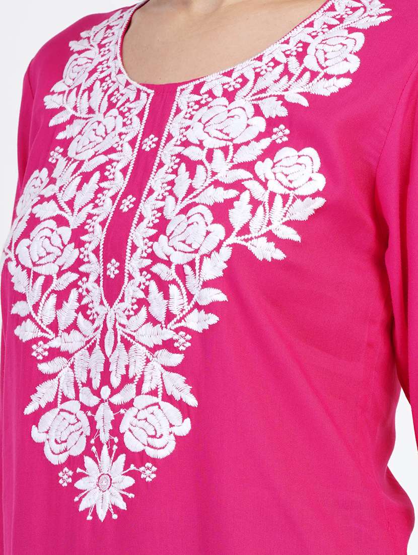 women chikankari three quarter sleeve straight kurti - 22030975 -  Standard Image - 4