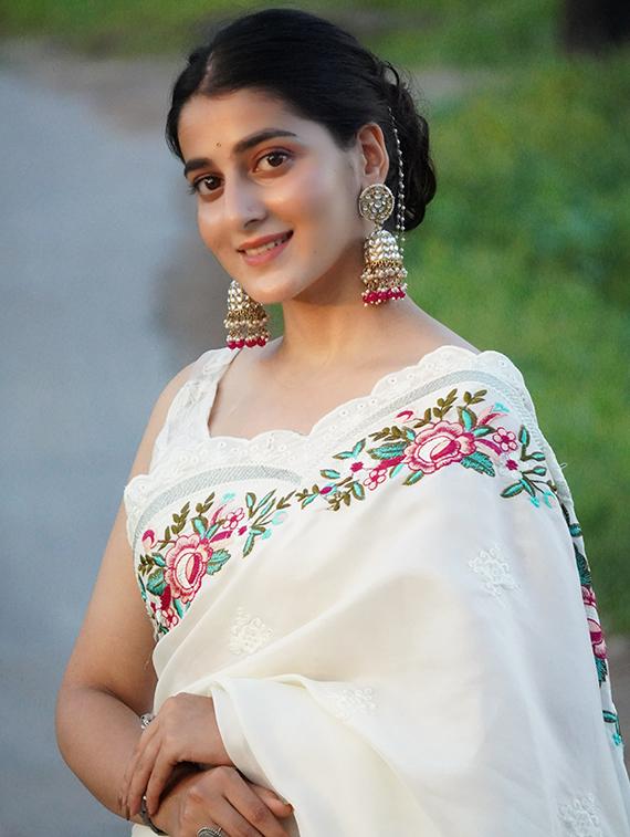 women solid with bordered saree with blouse - 22031004 - Standard Image - 4