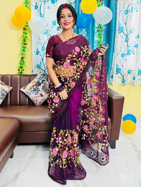 women solid with work embroidered saree with blouse - 22031009 -  Standard Image - 1