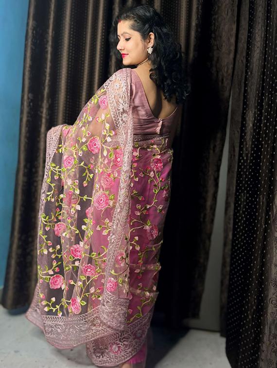 women solid with work embroidered saree with blouse - 22031010 - Standard Image - 1