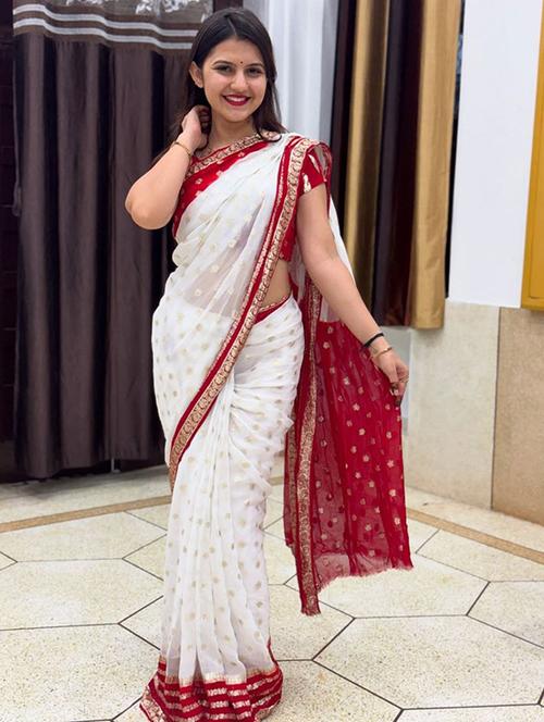 women self design bordered saree with blouse - 22031019 -  Standard Image - 0