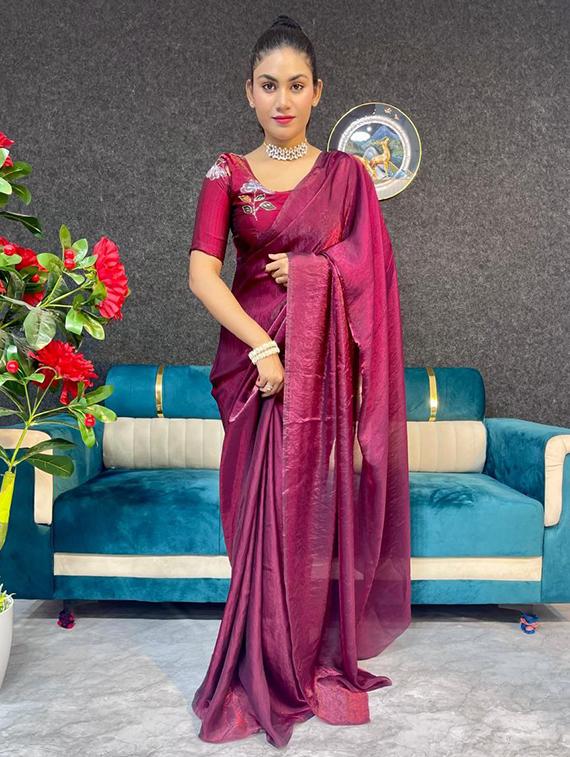 women solid plain saree with blouse - 22031047 -  Standard Image - 1