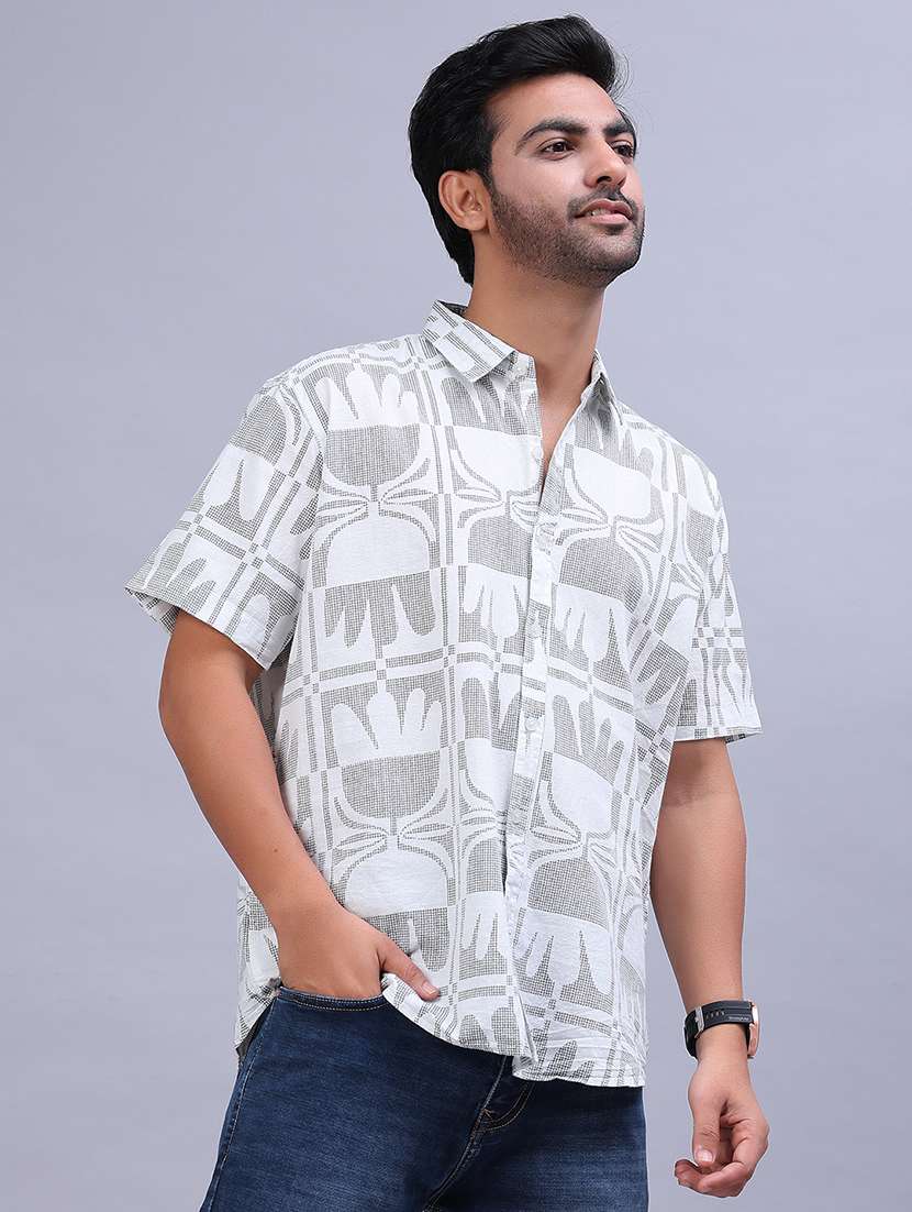 men printed short sleeve regular fit casual shirt - 22031510 -  Standard Image - 1