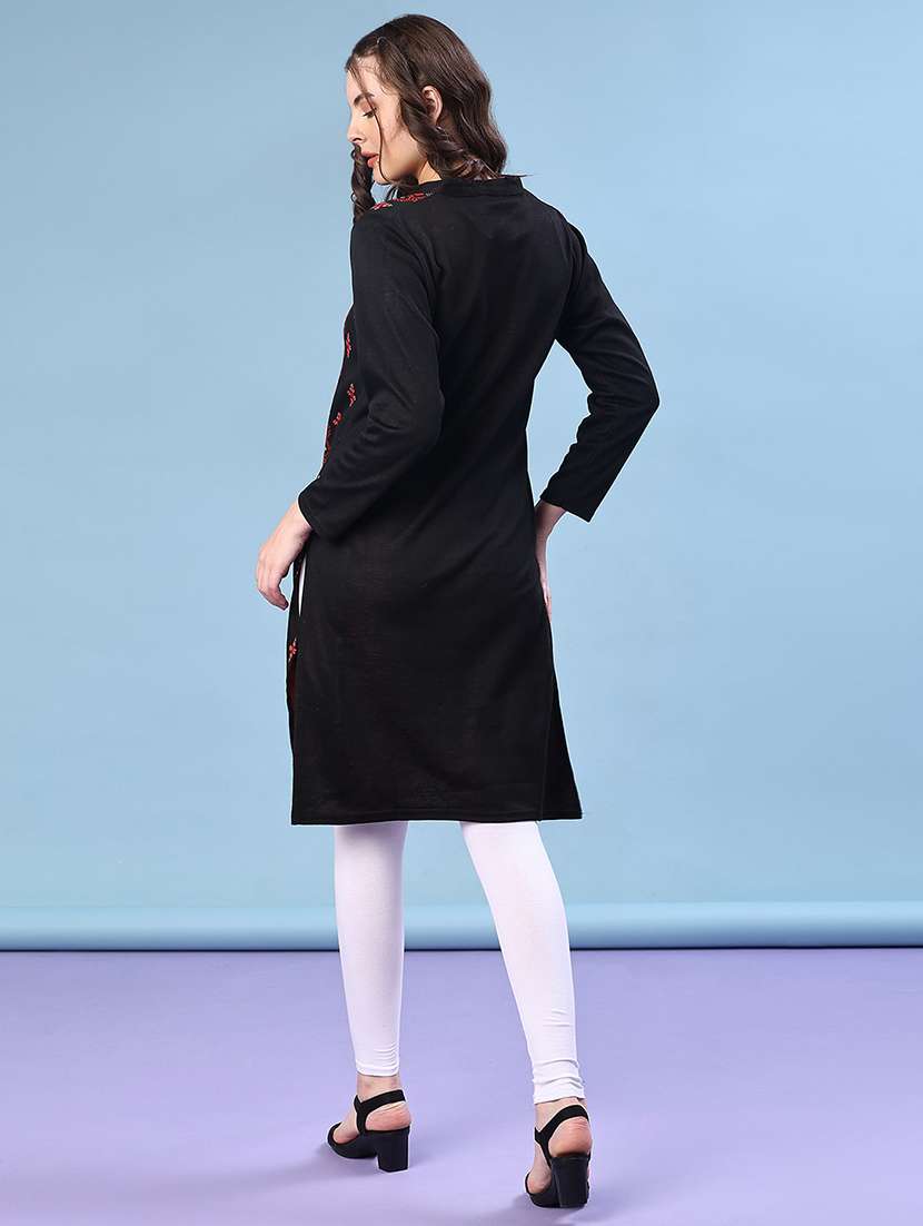 women self design long sleeve straight woolen kurta - 22031920 -  Standard Image - 4