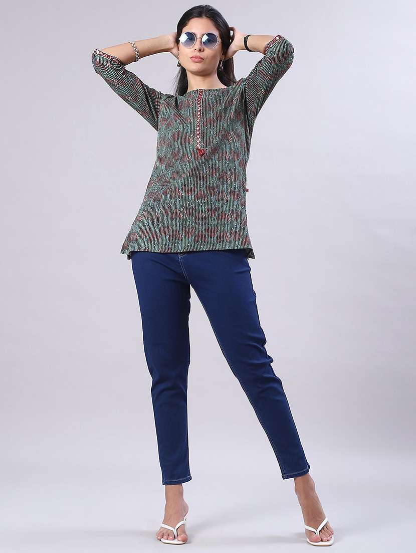 women floral printed three quarter sleeve straight kurti - 22031989 -  Standard Image - 4