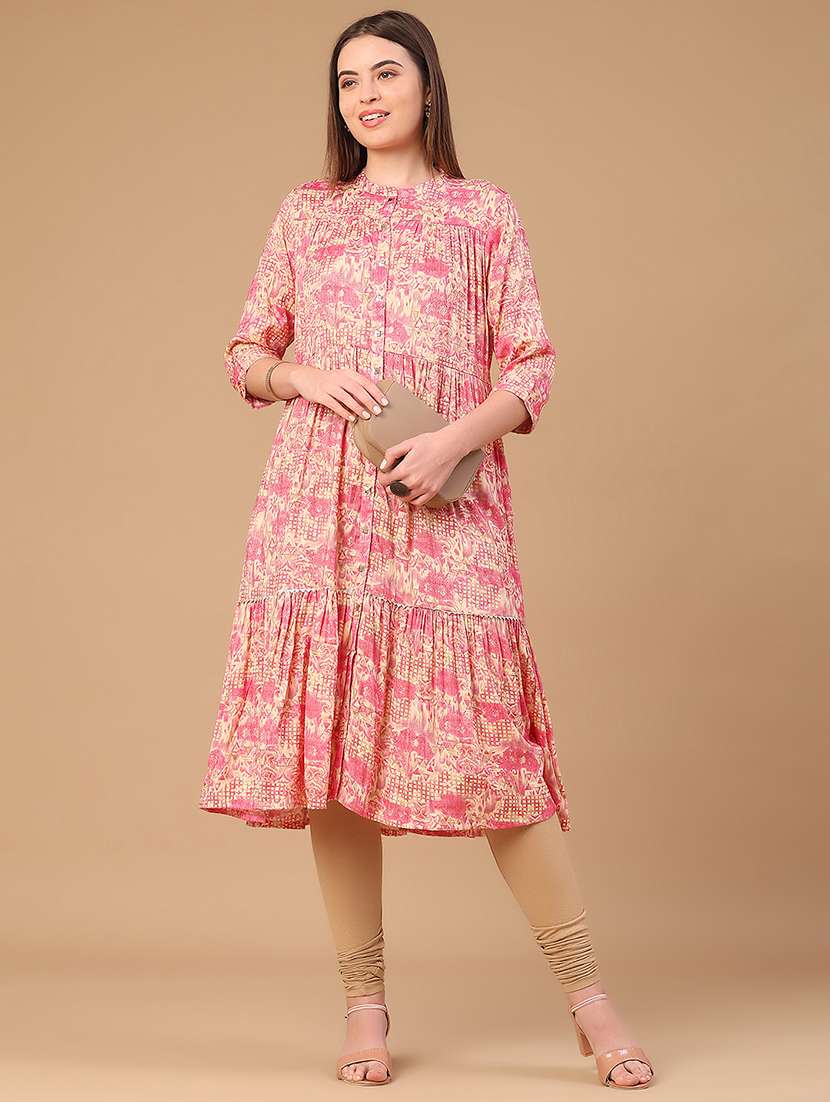women printed three quarter sleeve tiered kurta