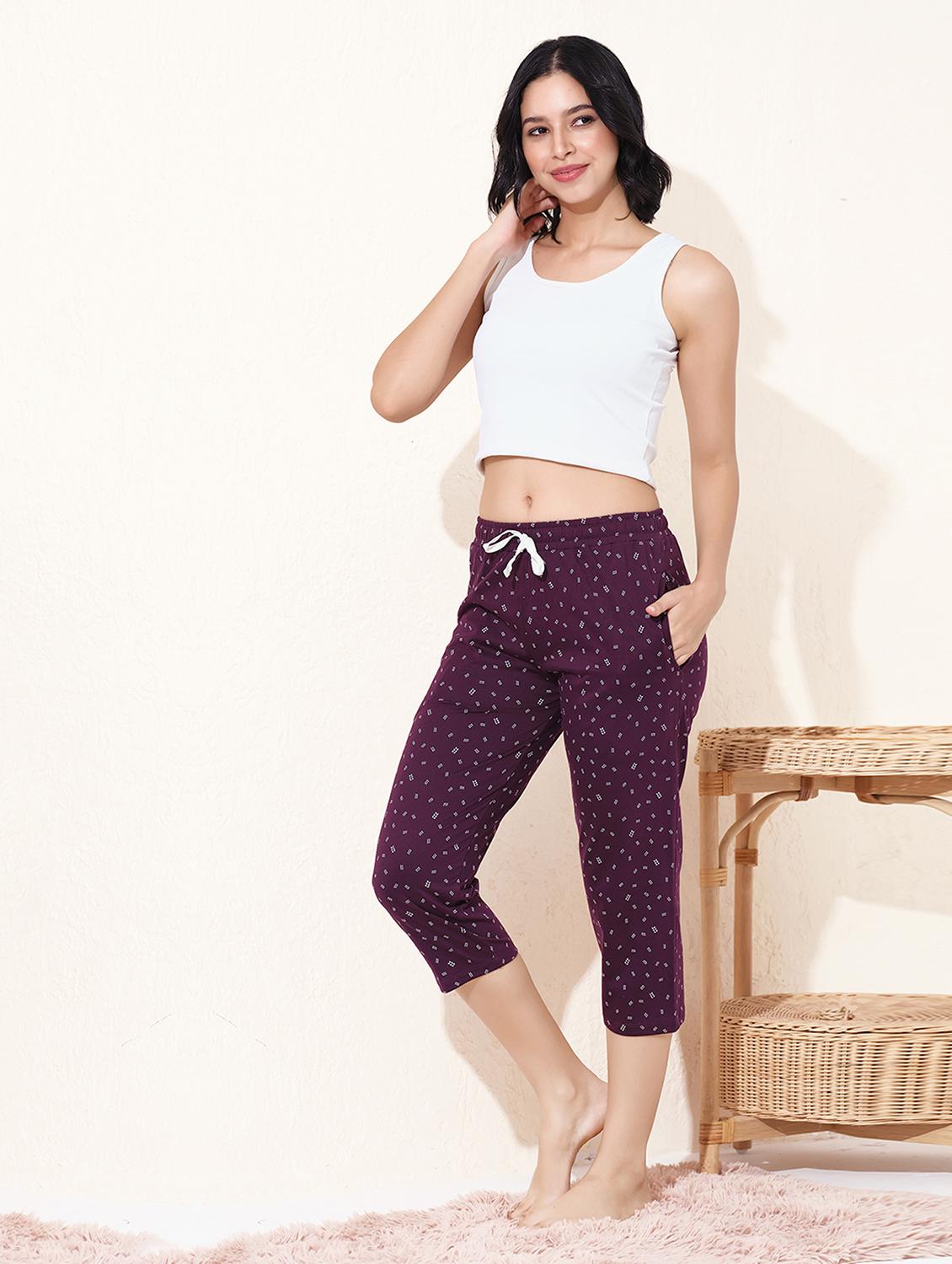 women printed mid rise regular fit capri - 22032197 - Standard Image - 1