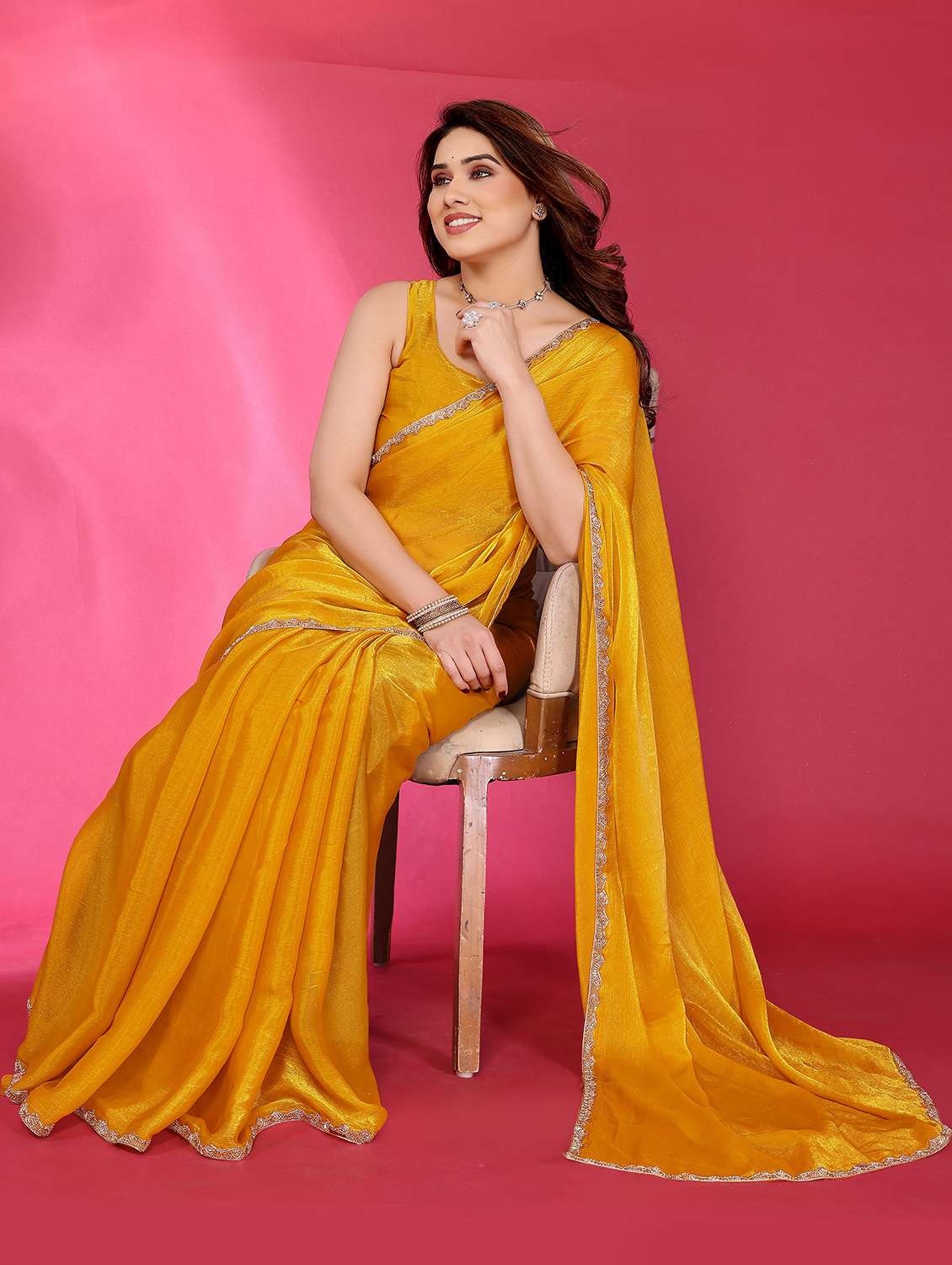 women solid with bordered embellished saree with blouse - 22032255 - Standard Image - 1