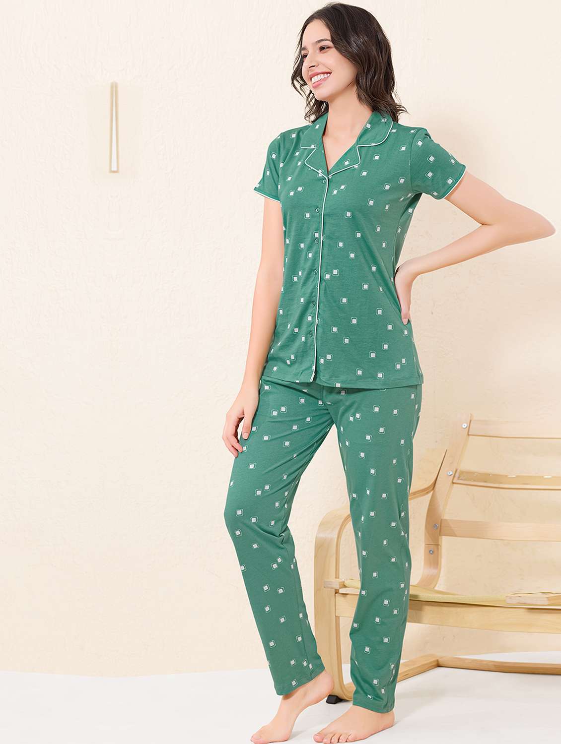 women printed nightwear pyjama set - 22033336 -  Standard Image - 1