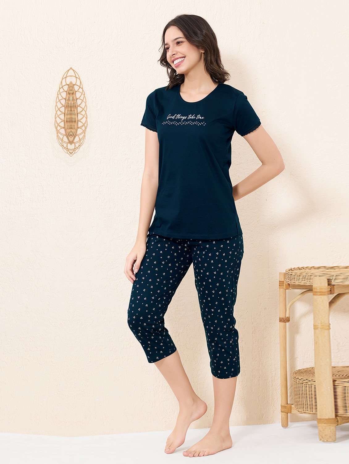 women printed nightwear capri set - 22033353 -  Standard Image - 1
