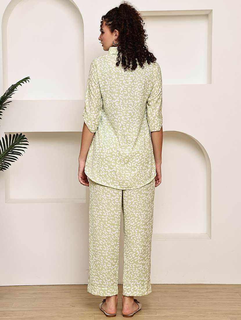 women printed shirt and trouser co-ord set - 22033430 - Standard Image - 4