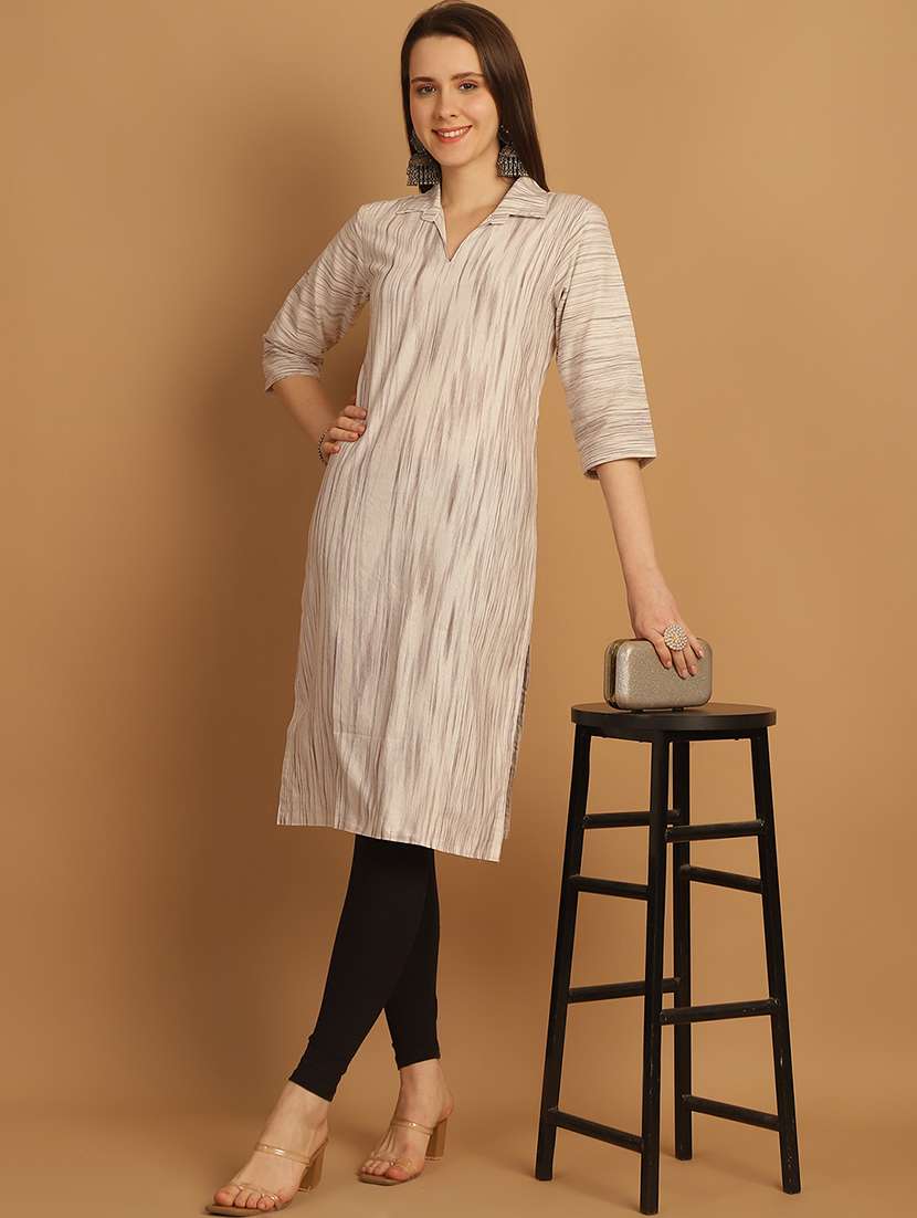 women self design three quarter sleeve straight kurta