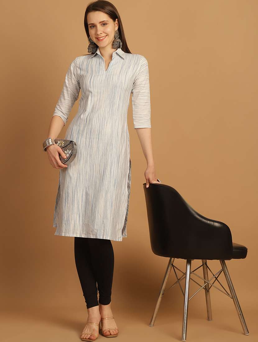 women self design three quarter sleeve straight kurta