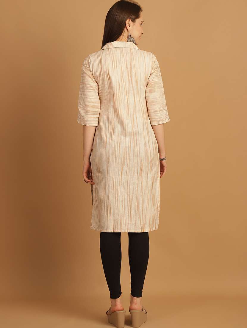 women self design three quarter sleeve straight kurta - 22033487 - Standard Image - 4