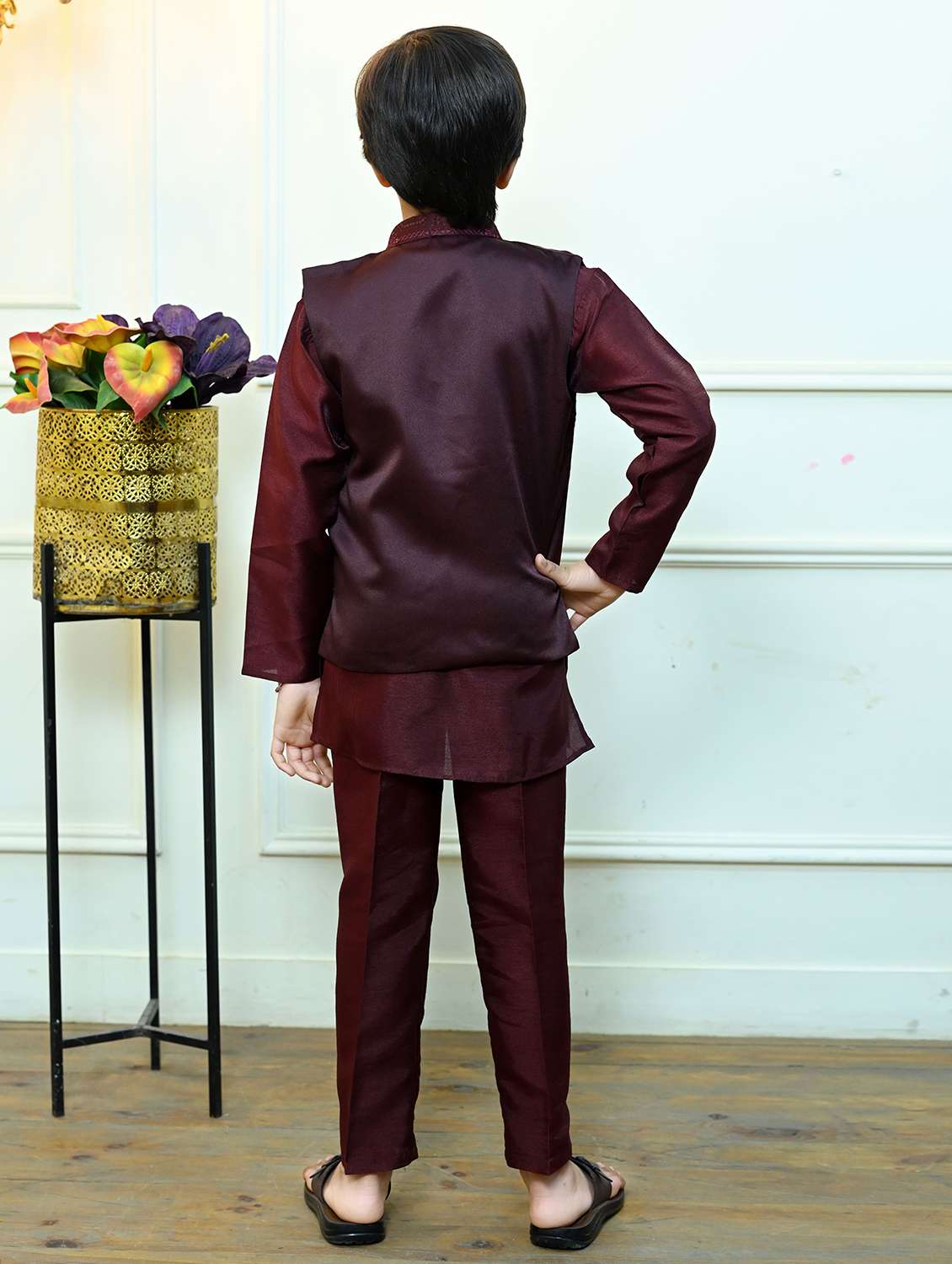 boys solid kurta and pyjama with embroidered nehru jacket  - 22033580 -  Standard Image - 4