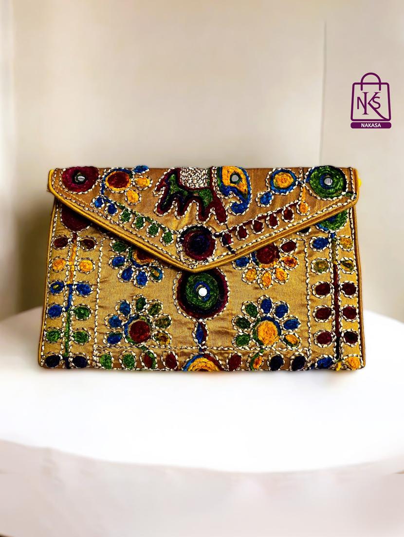 black velvet embroidery clutch with flap closure - 22033588 - Zoom Image - 0
