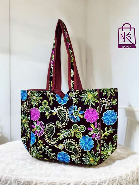 women floral embroidered tote bag - 22033619 -  Standard Image - 1