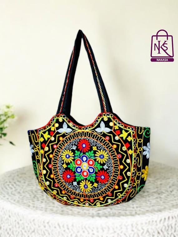 women floral embroidered tote bag - 22033631 - Standard Image - 1