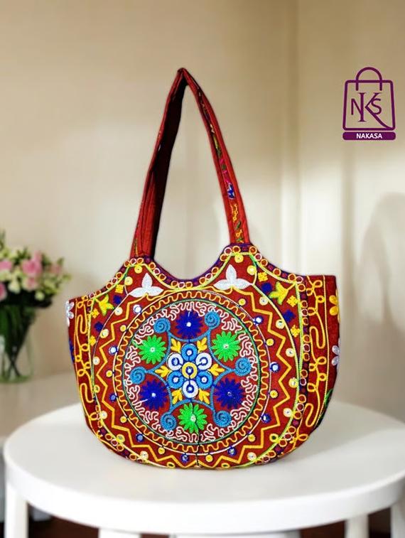 women floral embroidered tote bag - 22033632 - Standard Image - 1
