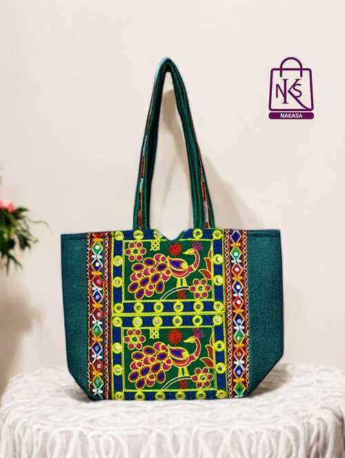 women embroidered tote bag - 22033633 -  Standard Image - 0