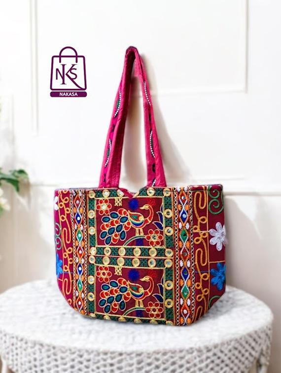 women embroidered tote bag - 22033635 - Standard Image - 1