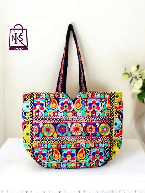 women embroidered tote bag - 22033640 -  Standard Image - 0