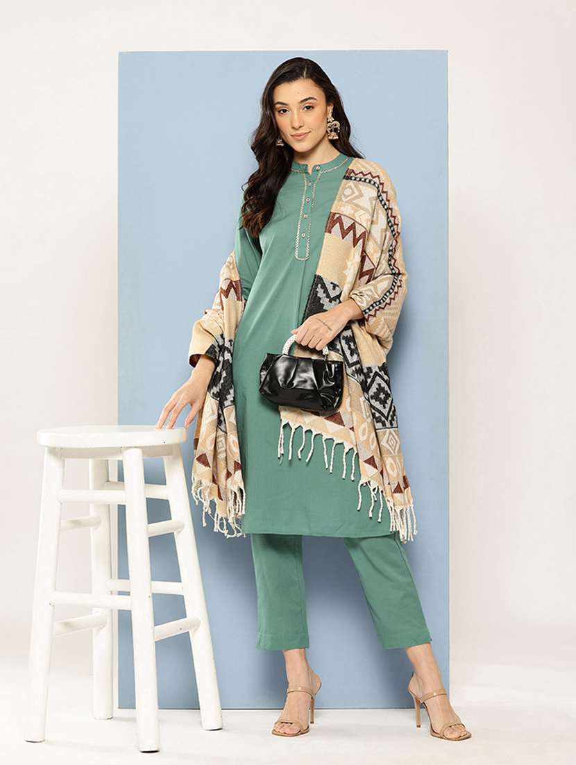 women self design reversible shawl - 22033713 -  Standard Image - 1